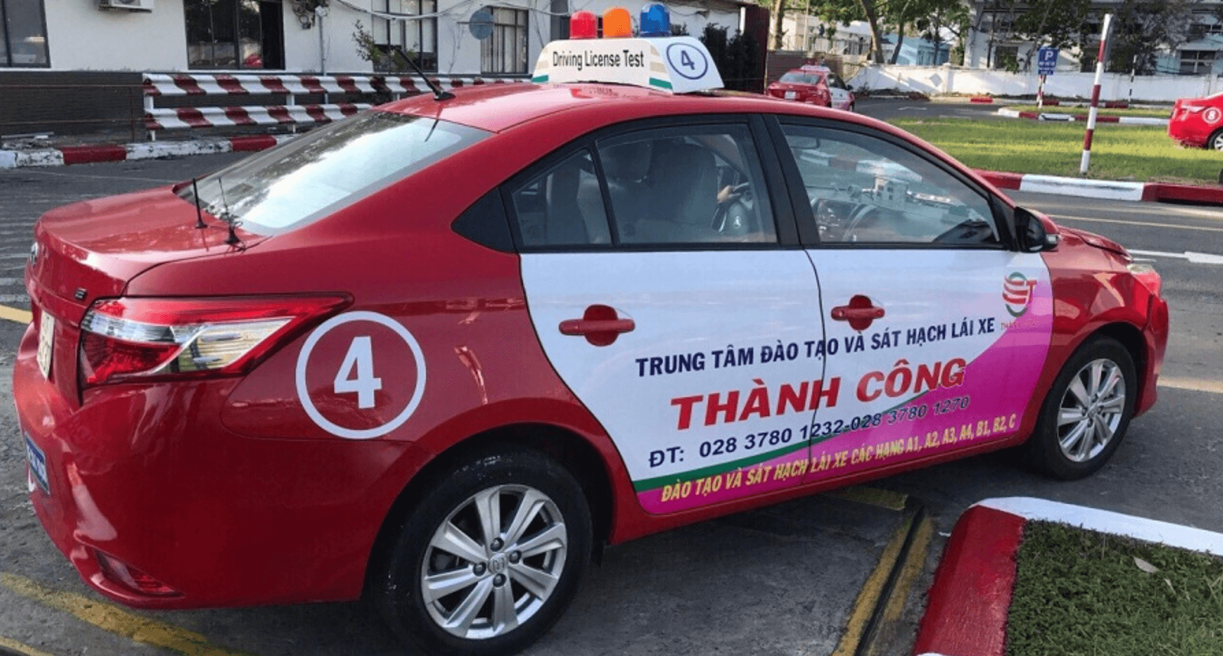 Cơ sở vật chất và dịch vụ hỗ trợ Cơ sở vật chất và dịch vụ hỗ trợ